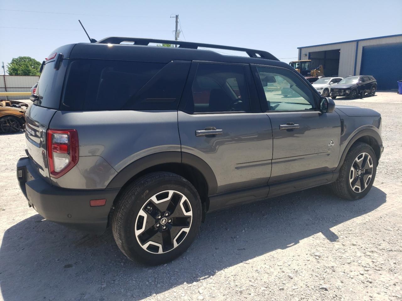 2022 Ford Bronco Sport Outer Banks vin: 3FMCR9C65NRD76400