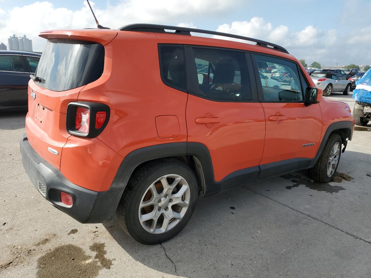 ZACCJABT0FPB56213 2015 Jeep Renegade Latitude