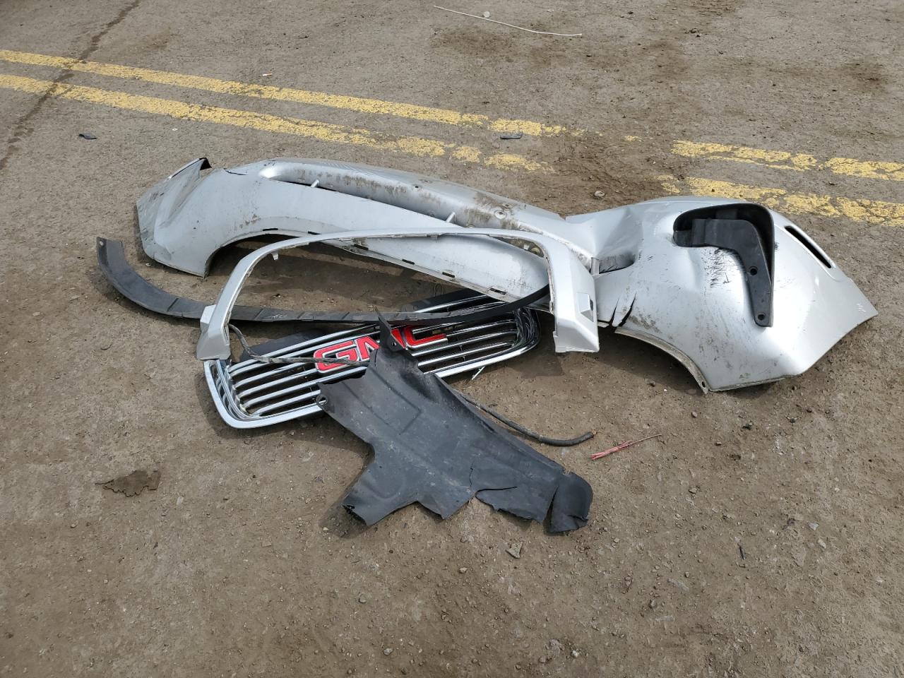 1GKDT13SX82168356 2008 GMC Envoy