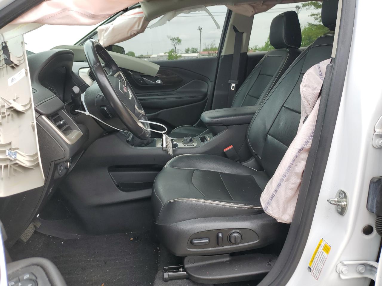 3GKALXEX0KL229590 2019 GMC Terrain Denali