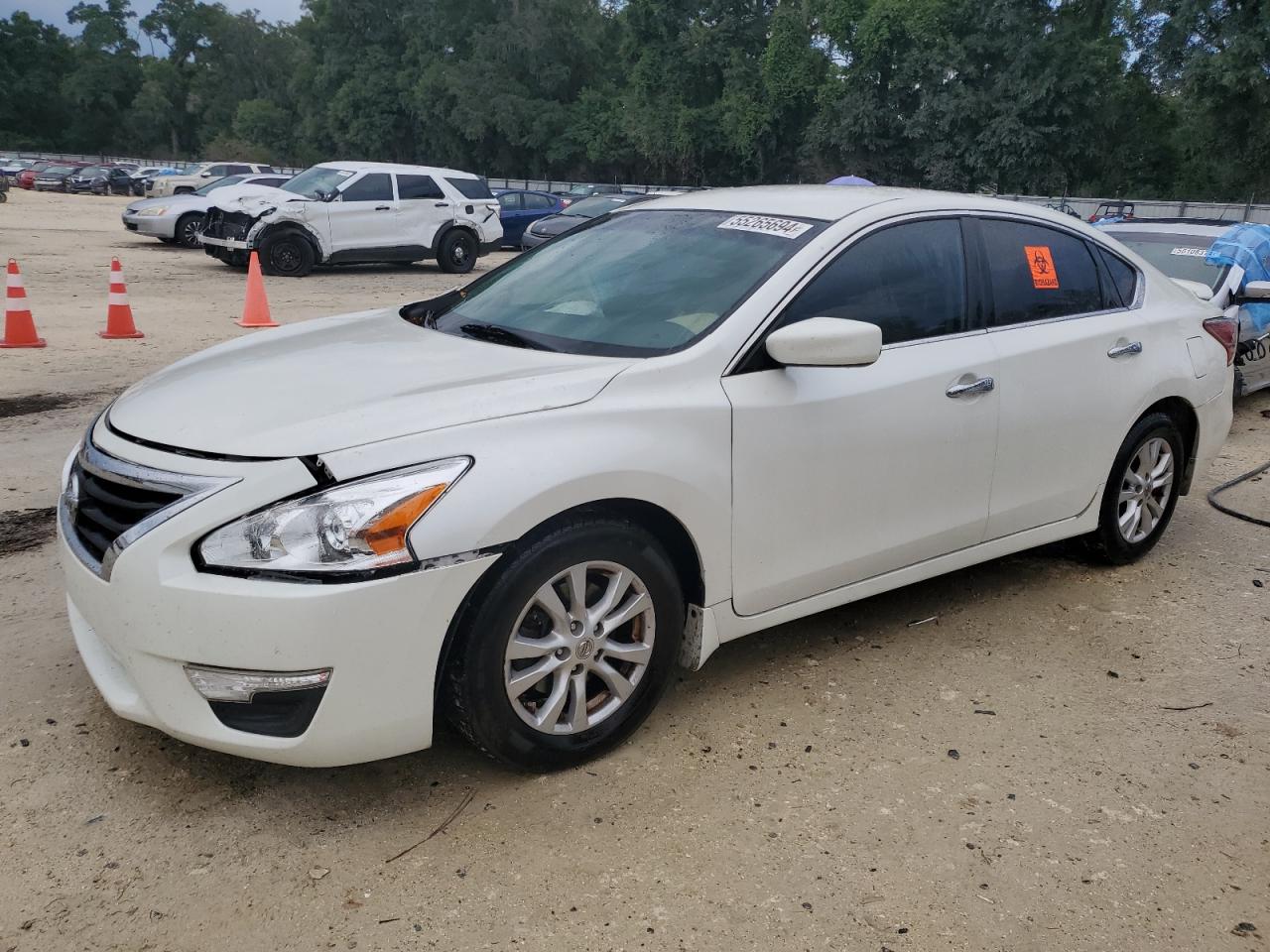 1N4AL3AP0EC900305 2014 Nissan Altima 2.5