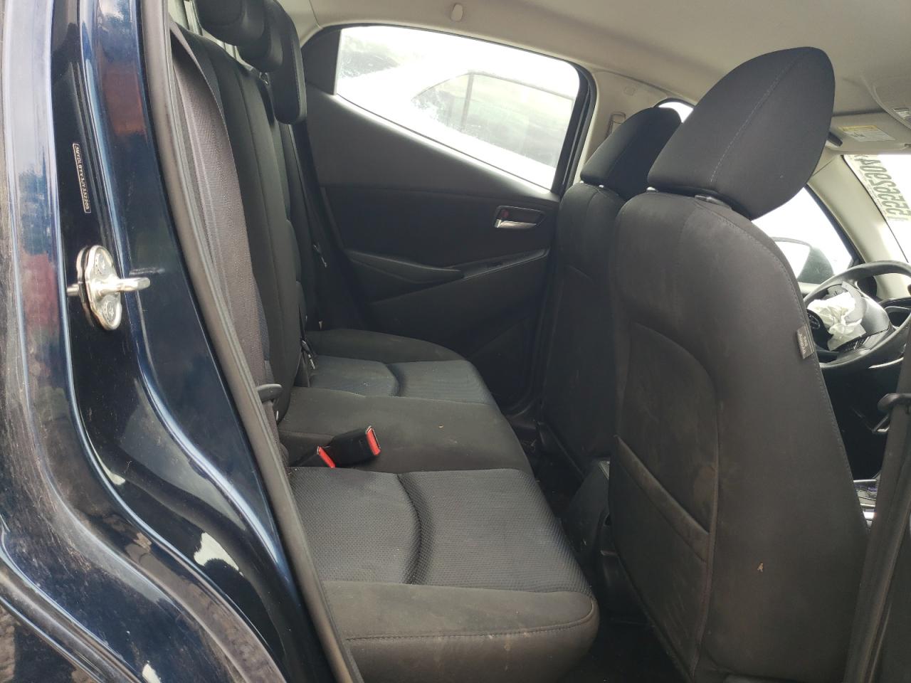 3MYDLBYV3JY332205 2018 Toyota Yaris Ia