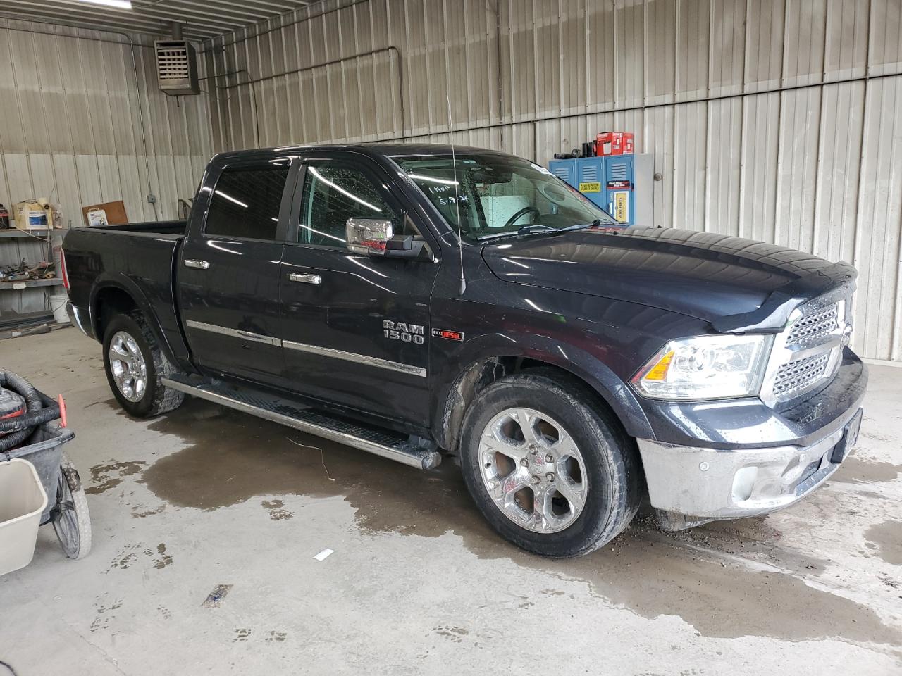 2016 Ram 1500 Laramie vin: 1C6RR7NM4GS168571