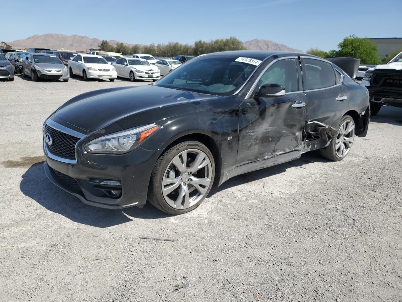 2018 Infiniti Q70 3.7 Luxe vin: JN1BY1AP1JM180931