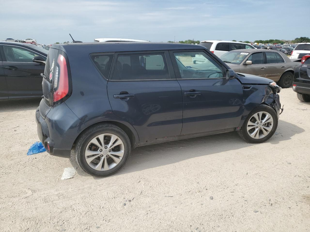 KNDJP3A53G7321902 2016 Kia Soul +