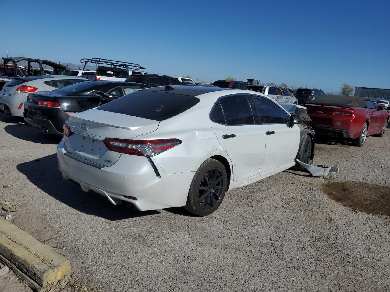 4T1BZ1HK6JU011360 2018 Toyota Camry Xse