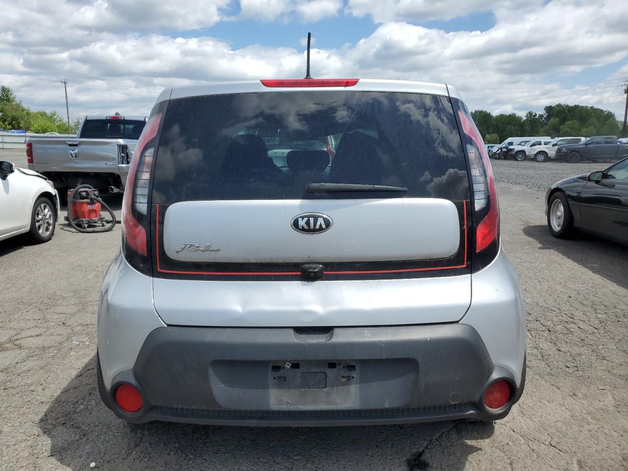 KNDJN2A23F7776009 2015 Kia Soul