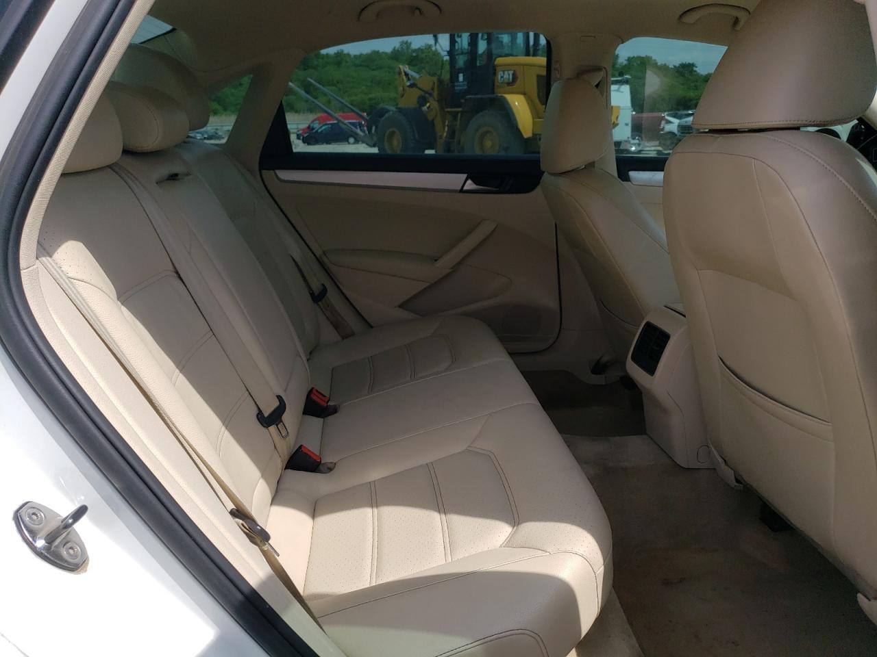 1VWBP7A38DC026546 2013 Volkswagen Passat Se