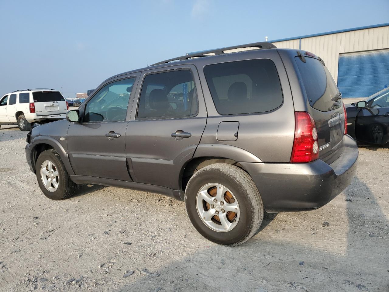 4F2CZ961X5KM57983 2005 Mazda Tribute S