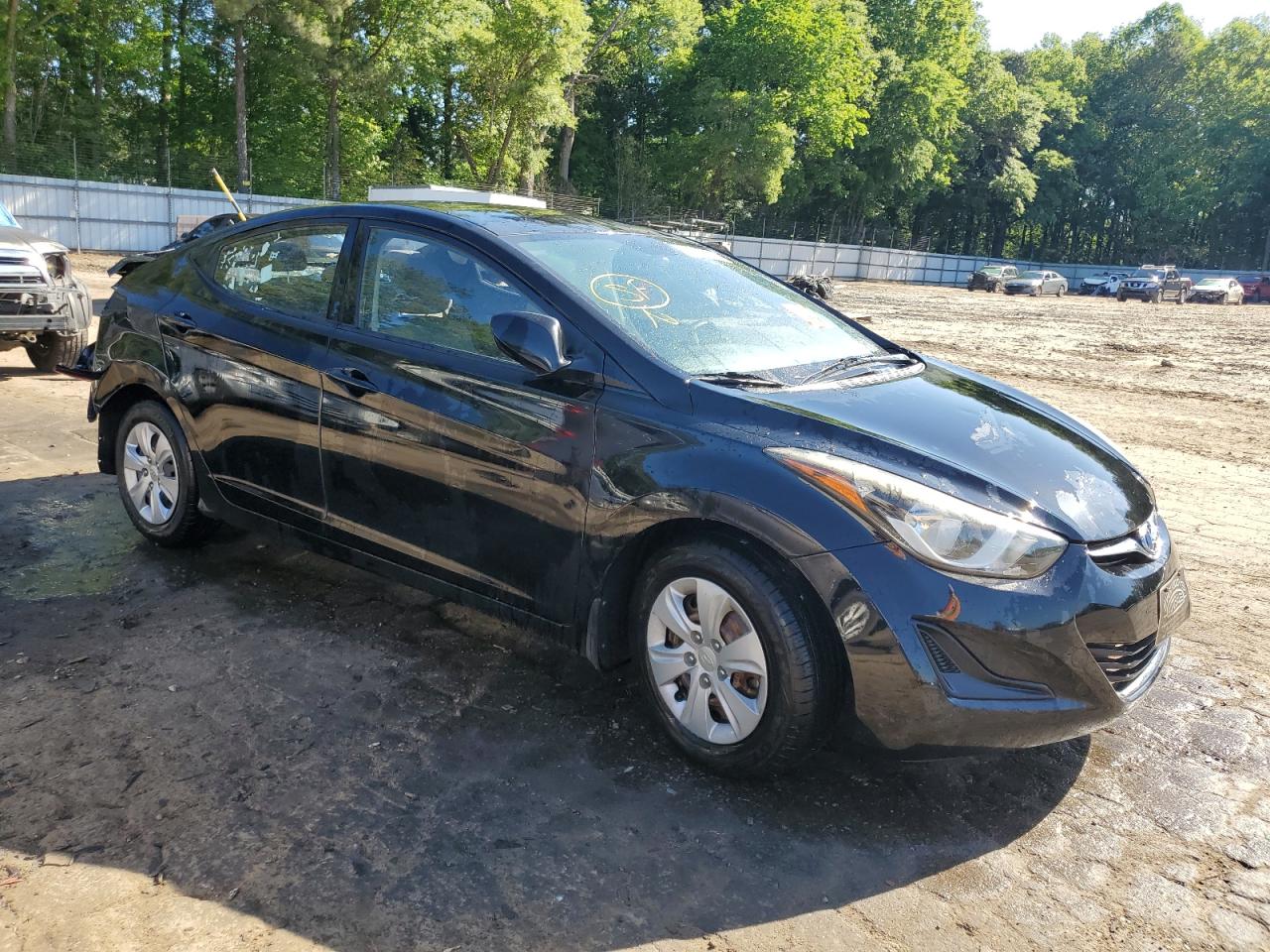 KMHDH4AE5GU581828 2016 Hyundai Elantra Se