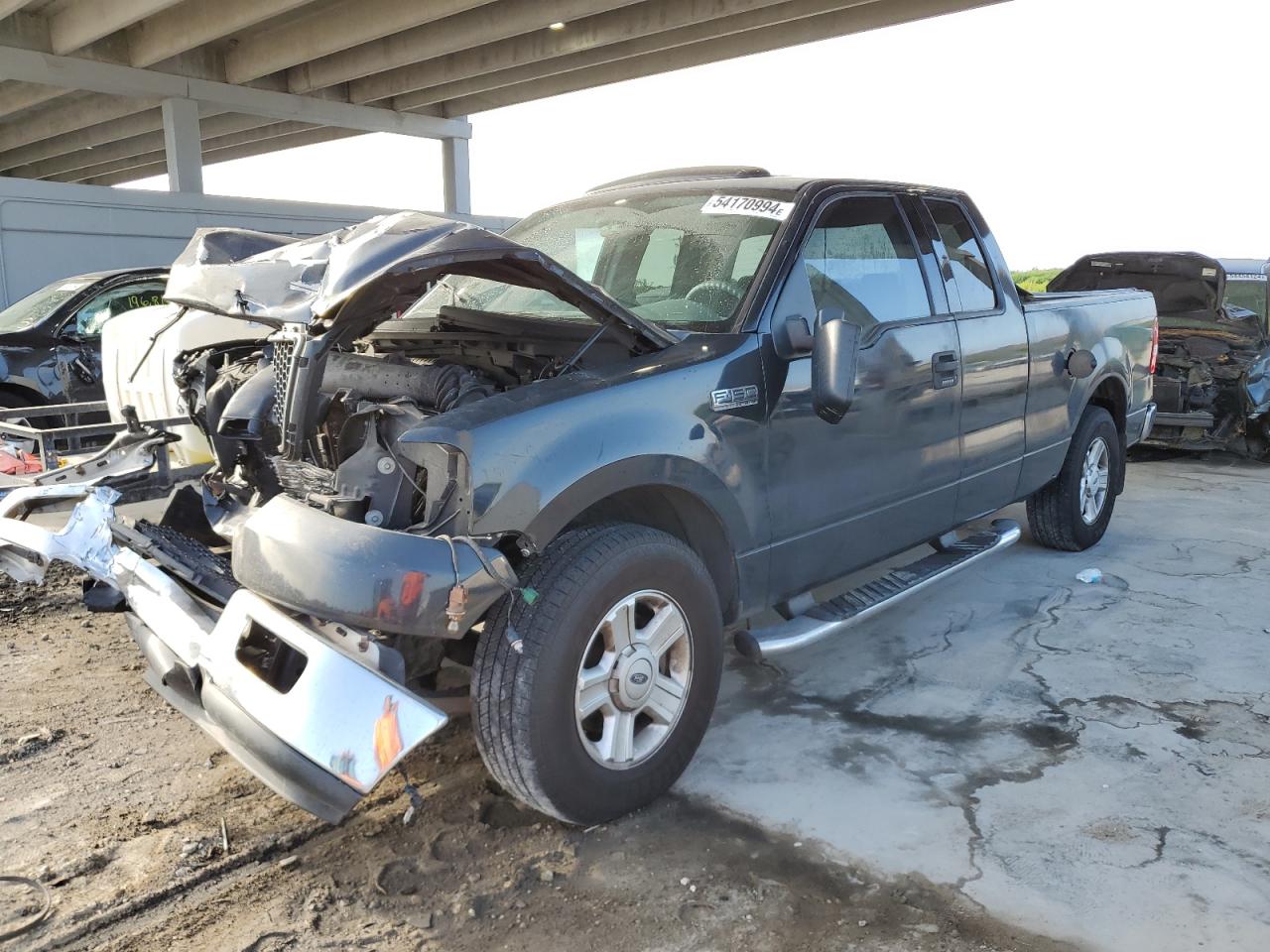 1FTPX12584FA24946 2004 Ford F150