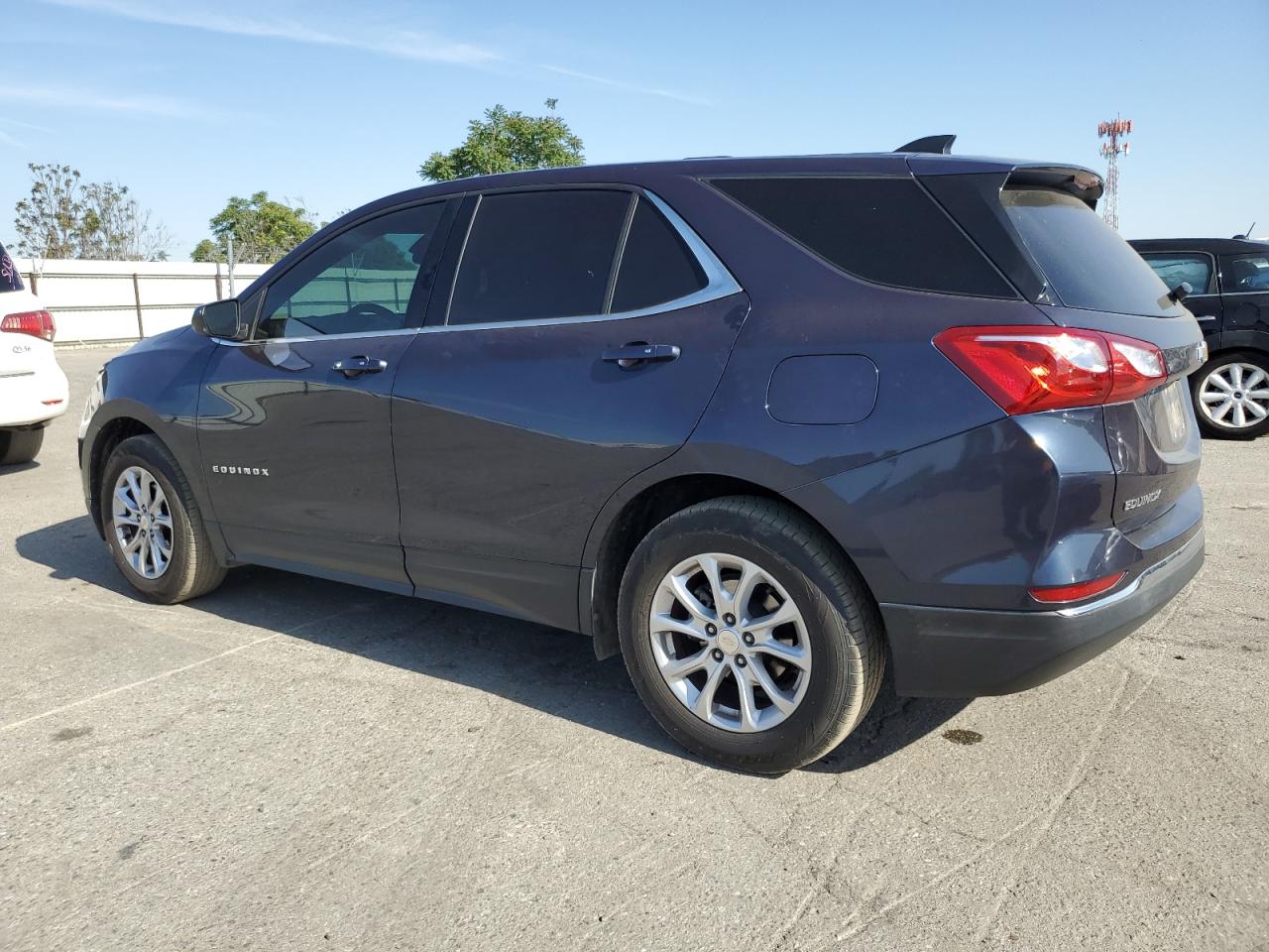 3GNAXKEV8KS538240 2019 Chevrolet Equinox Lt