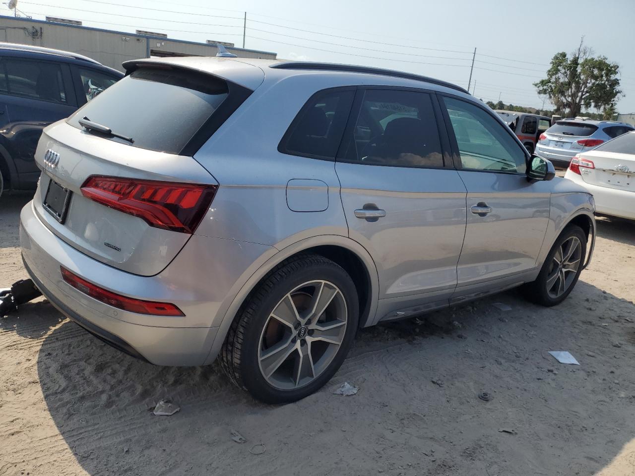 WA1BNAFY5K2077364 2019 Audi Q5 Premium Plus