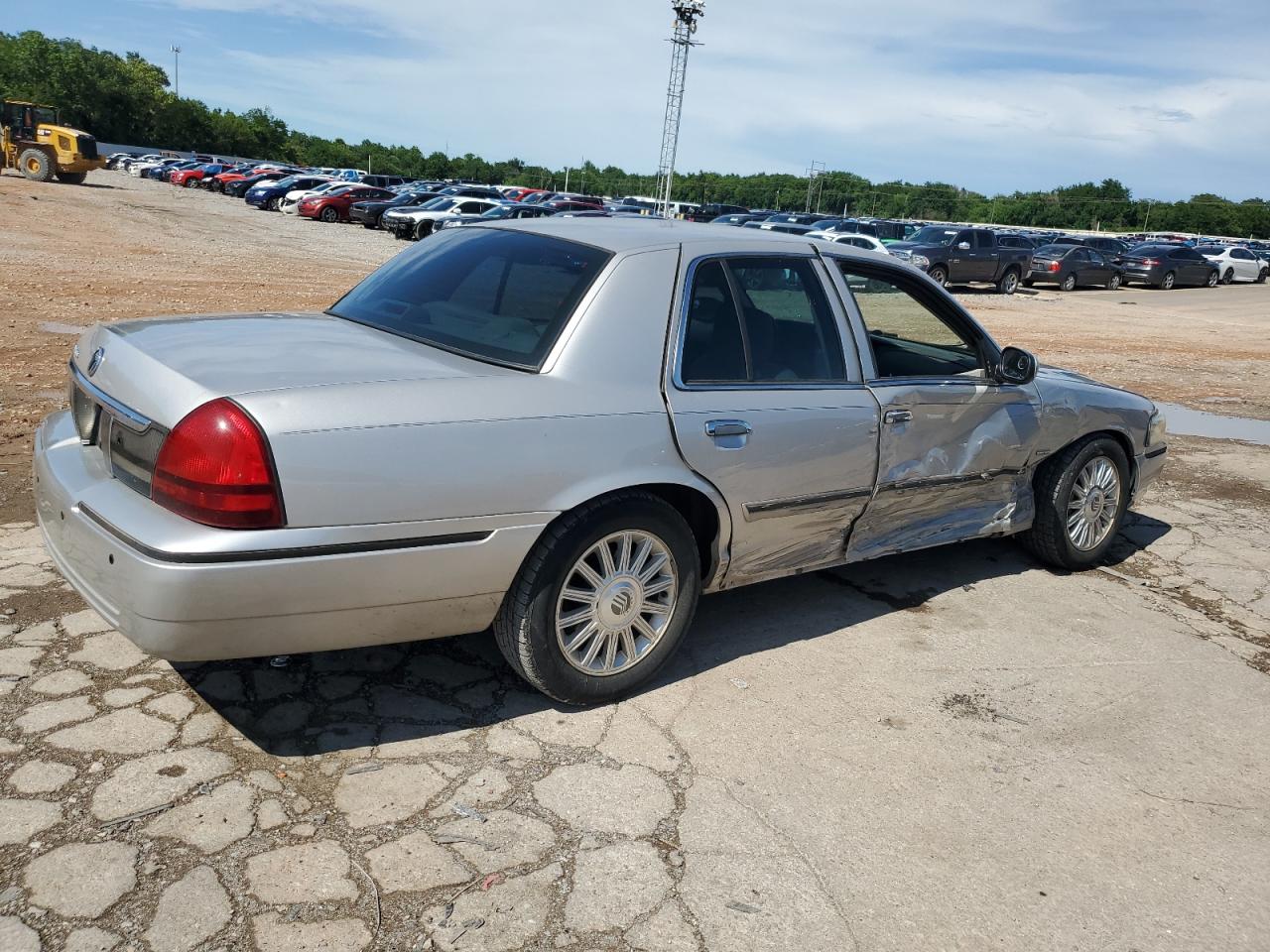 2MEHM75V89X624369 2009 Mercury Grand Marquis Ls