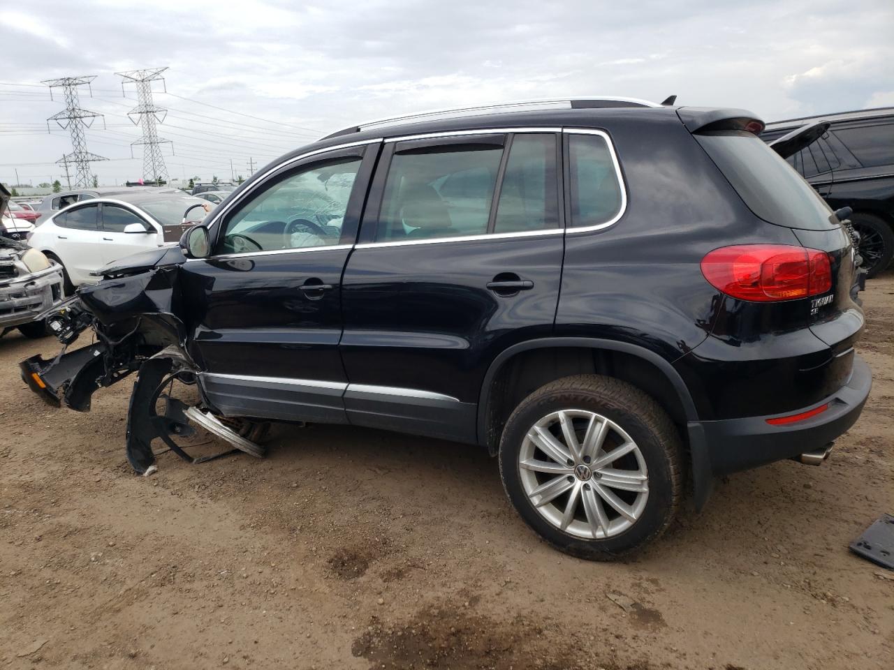 WVGBV7AX5GW580895 2016 Volkswagen Tiguan S