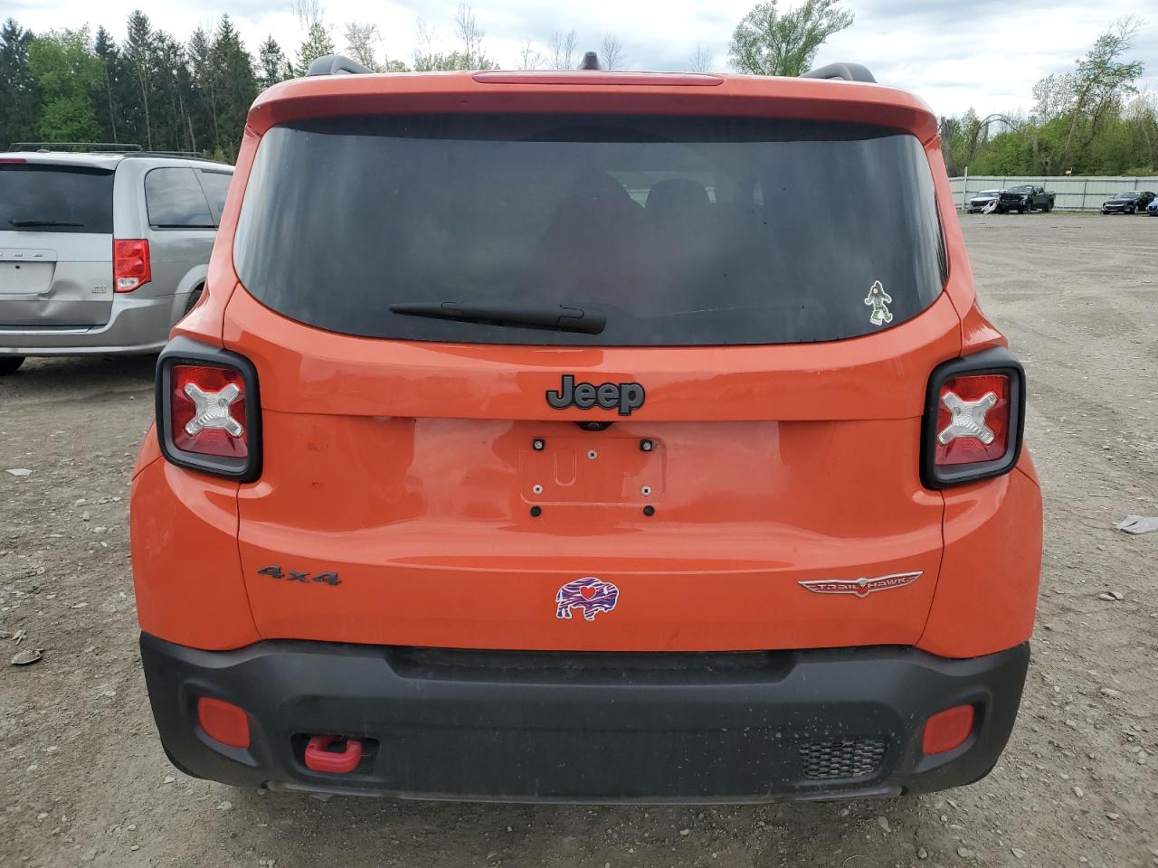 ZACCJBCTXGPE18419 2016 Jeep Renegade Trailhawk