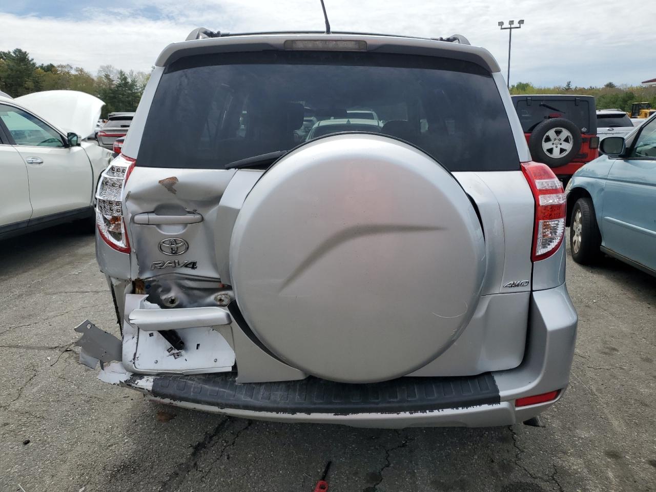 2T3BF4DV7BW113561 2011 Toyota Rav4