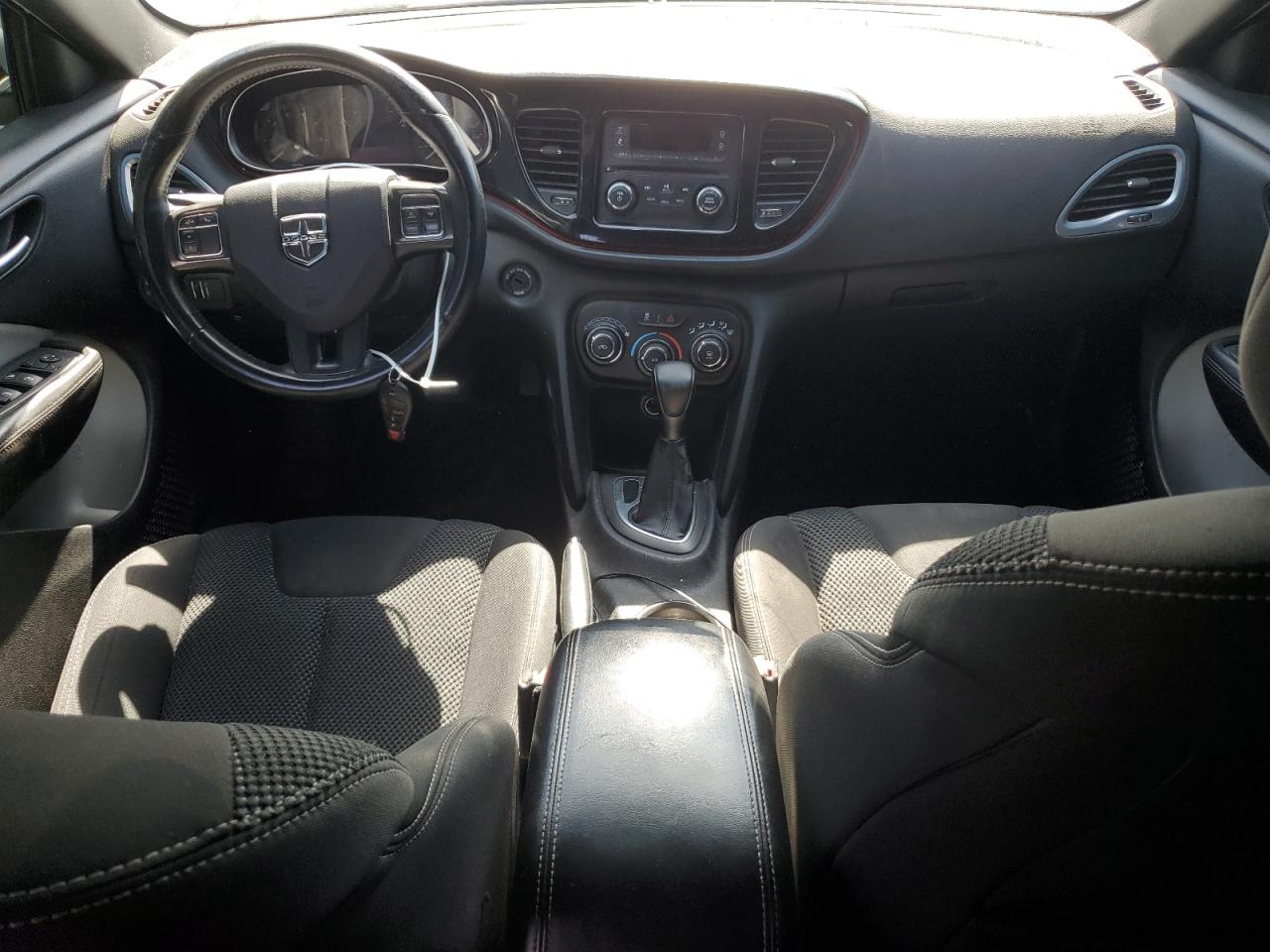 1C3CDFBBXGD750399 2016 Dodge Dart Sxt