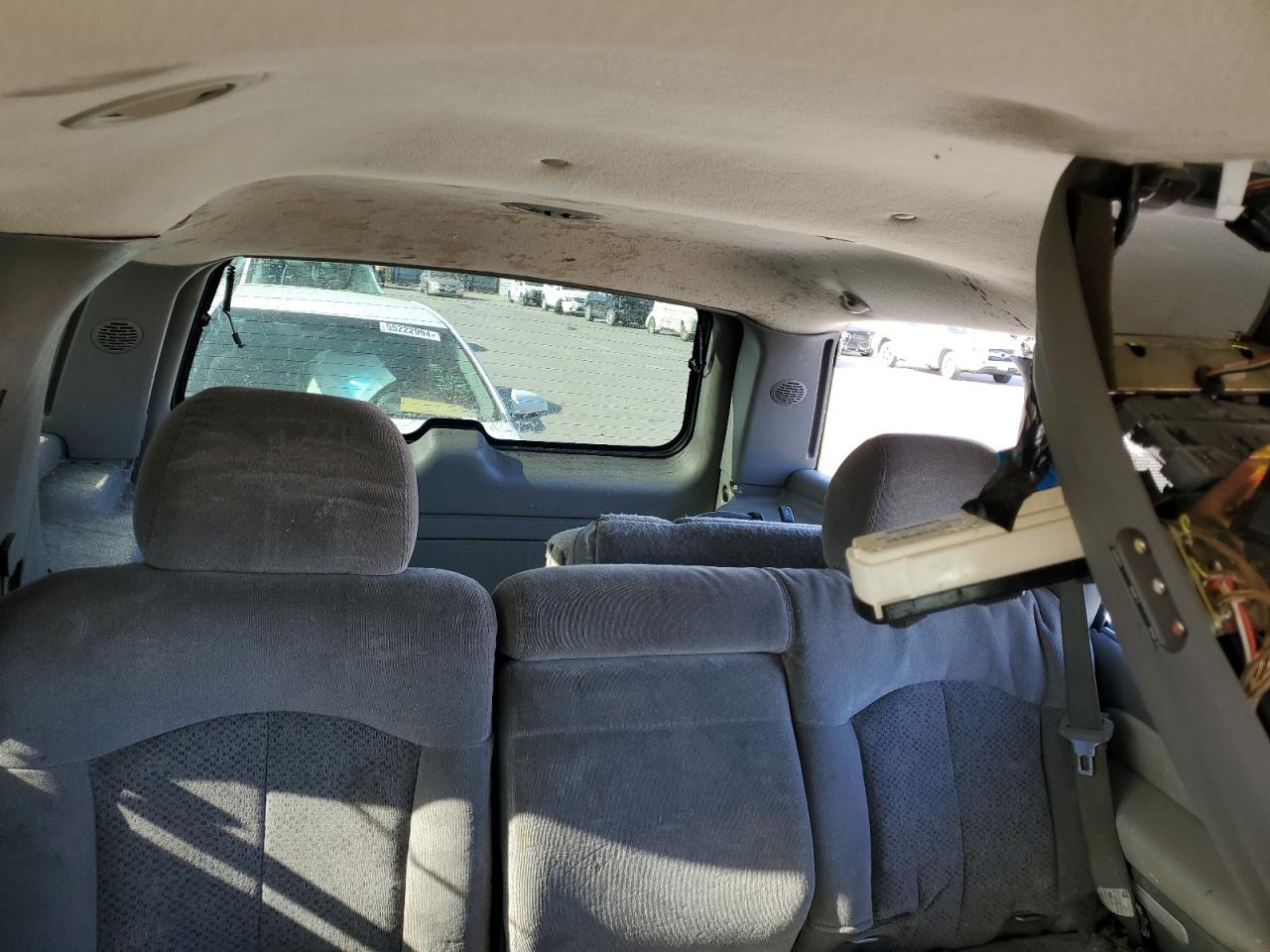 1GNEC13Z82R261539 2002 Chevrolet Tahoe C1500