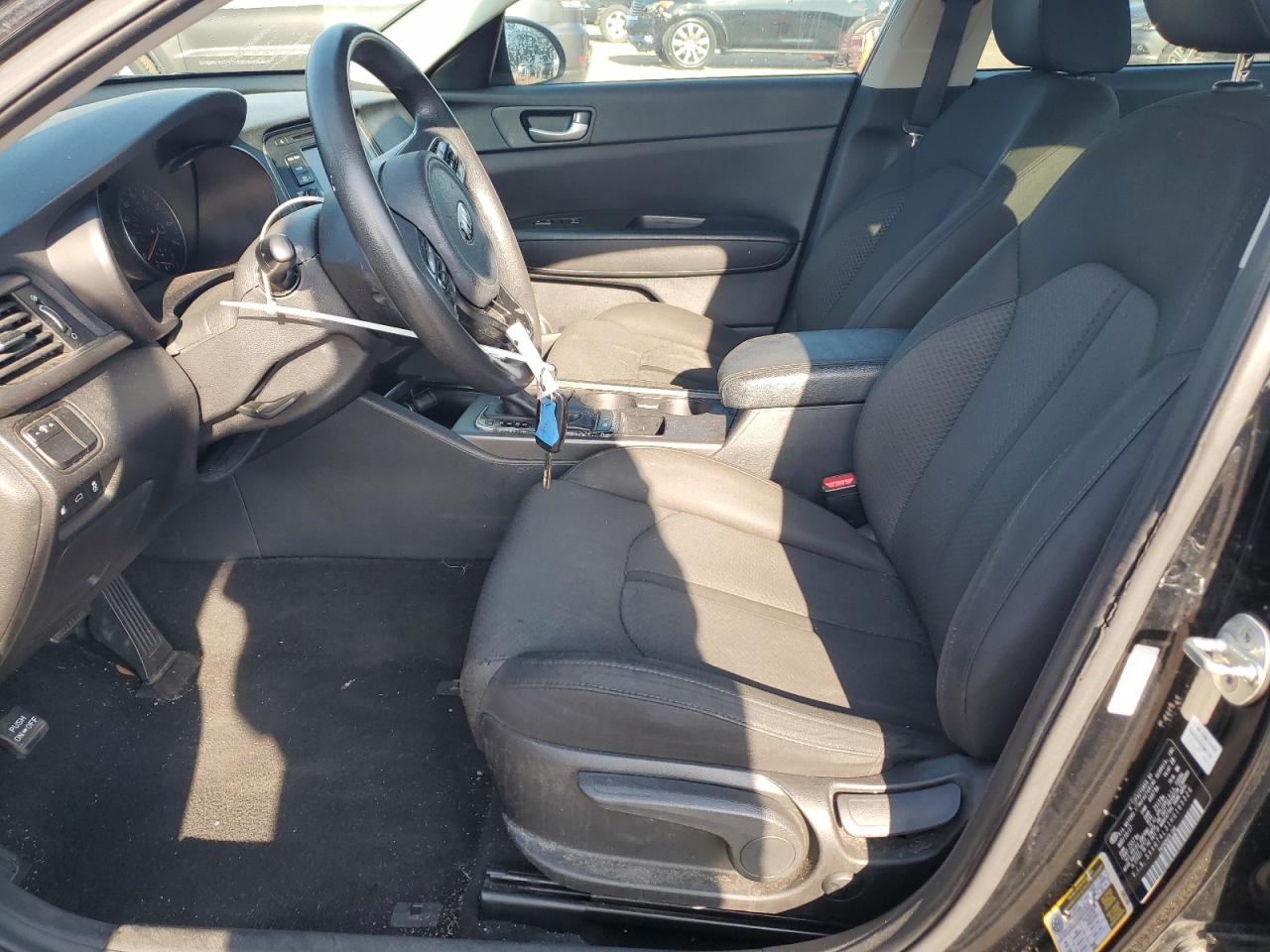 5XXGT4L31HG165326 2017 Kia Optima Lx