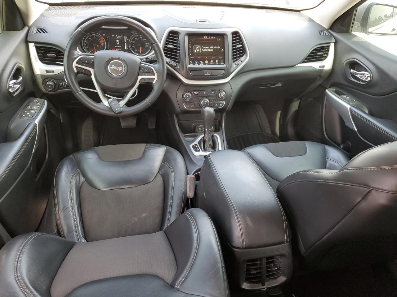 1C4PJLLB5JD563338 2018 Jeep Cherokee Latitude Plus