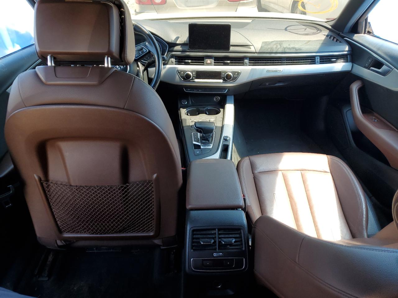 WAUANAF42HN028643 2017 Audi A4 Premium