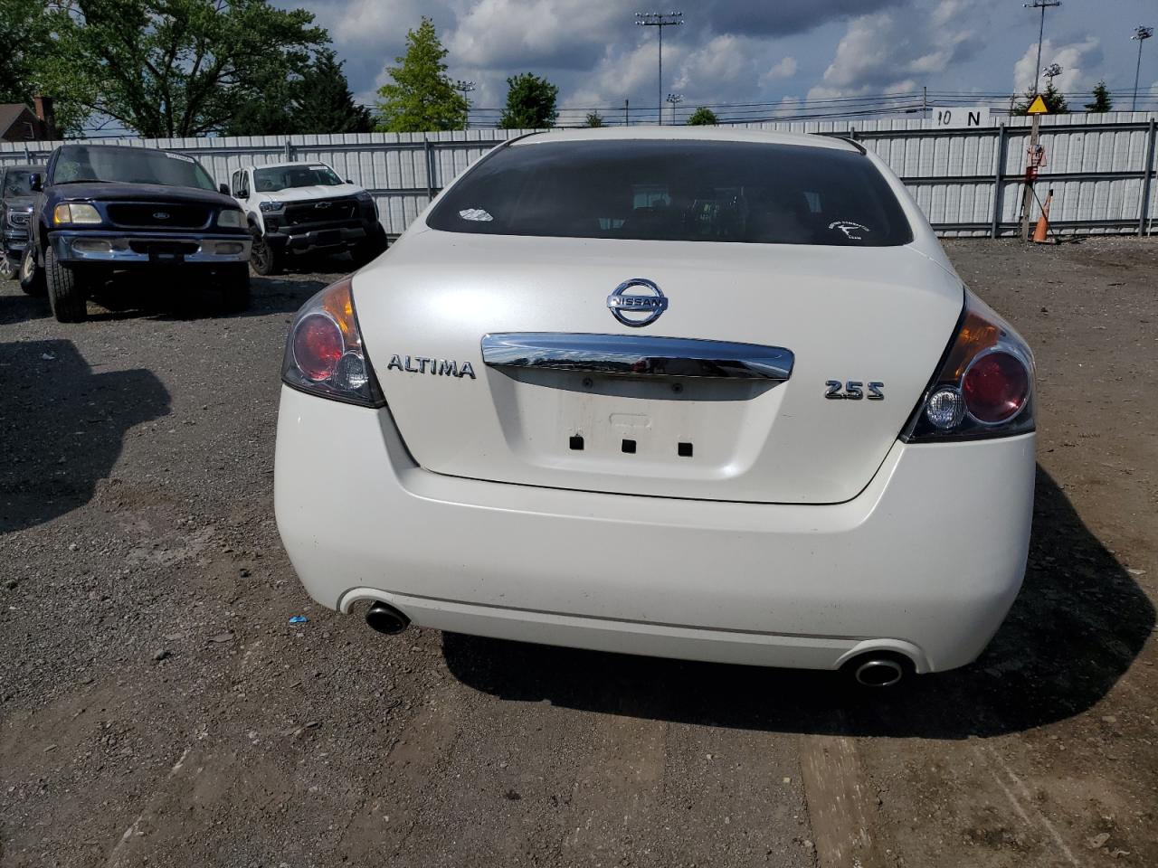 1N4AL2AP9AN550133 2010 Nissan Altima Base