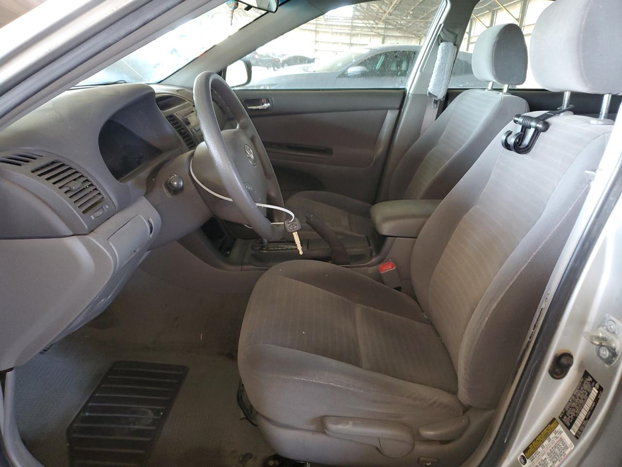 4T1BE32K75U524333 2005 Toyota Camry Le