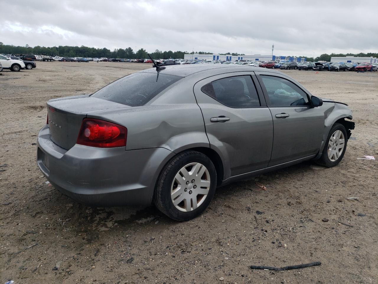 1C3CDZABXDN599573 2013 Dodge Avenger Se