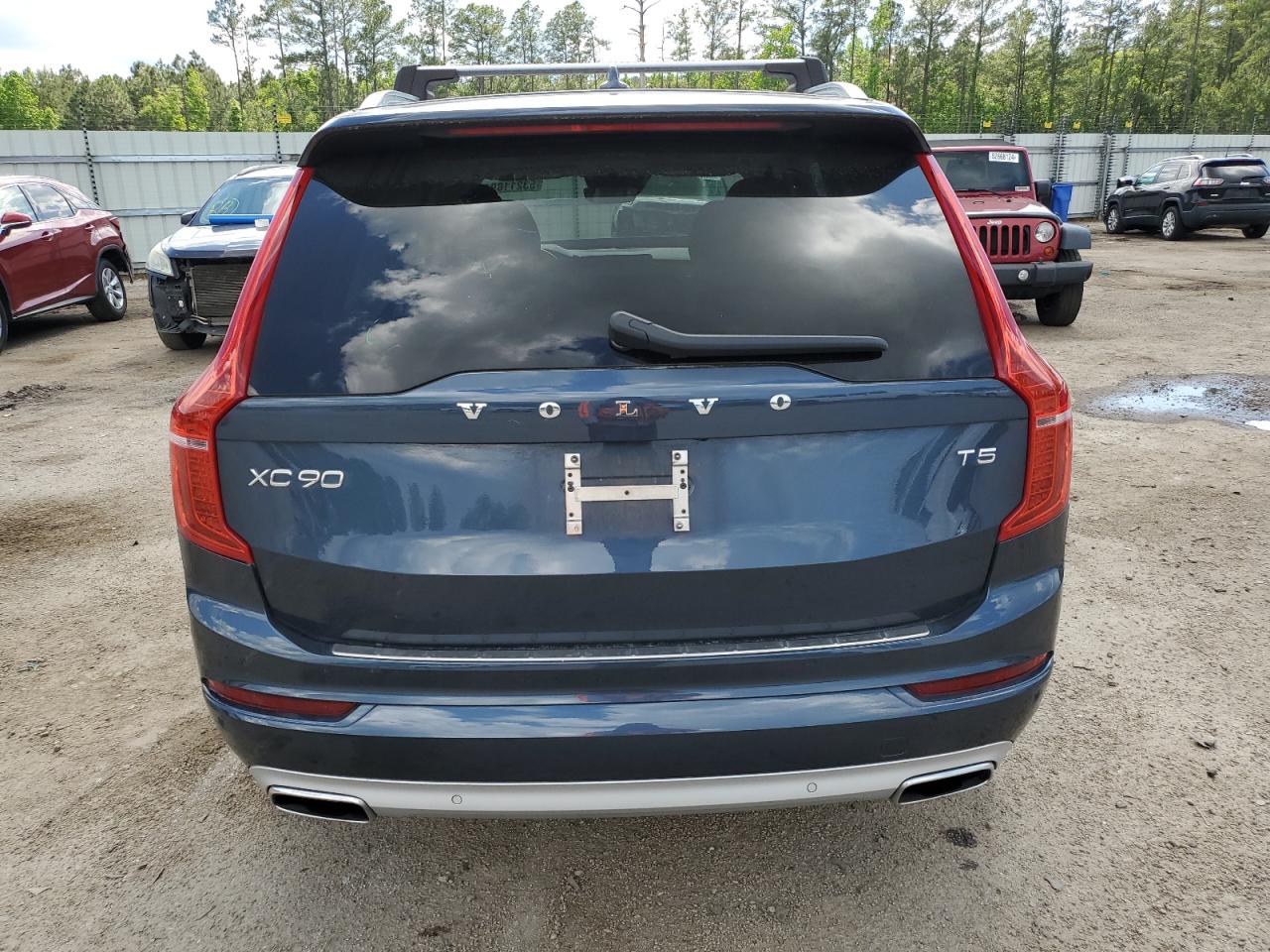 2021 Volvo Xc90 T5 Momentum vin: YV4102CK9M1744318