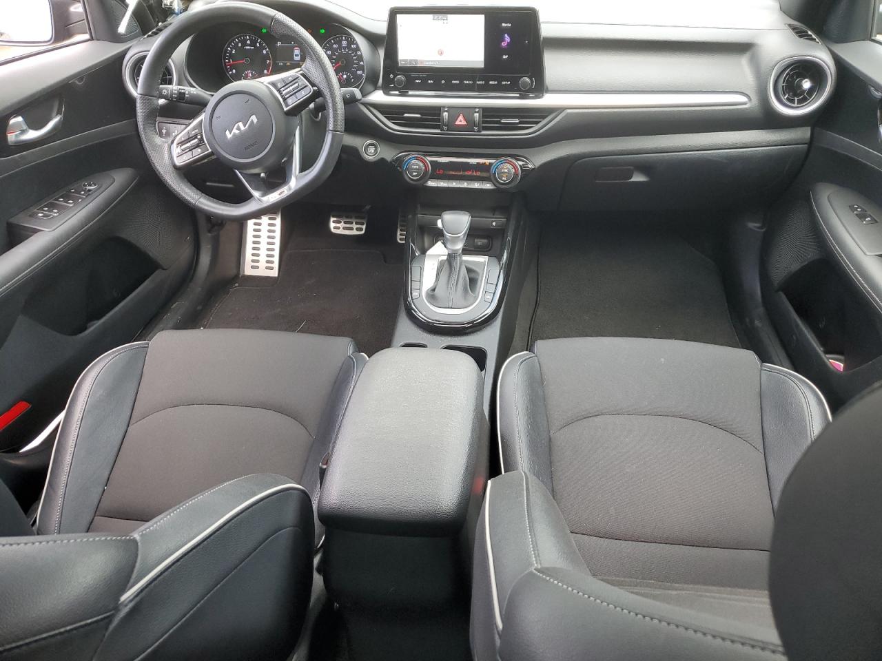 3KPF54AD1PE563466 2023 Kia Forte Gt Line