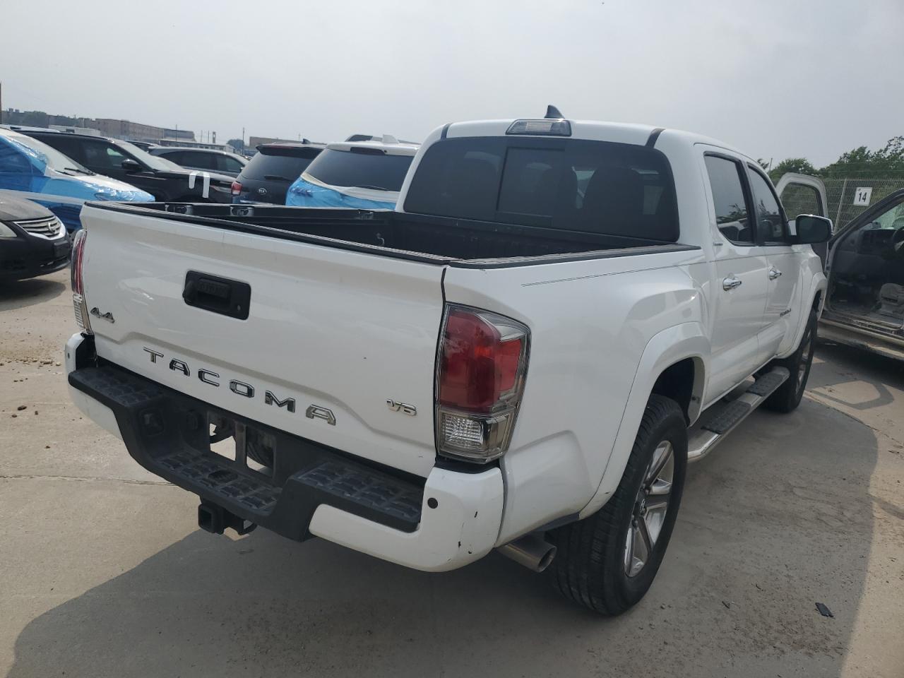 5TFGZ5AN8HX061594 2017 Toyota Tacoma Double Cab