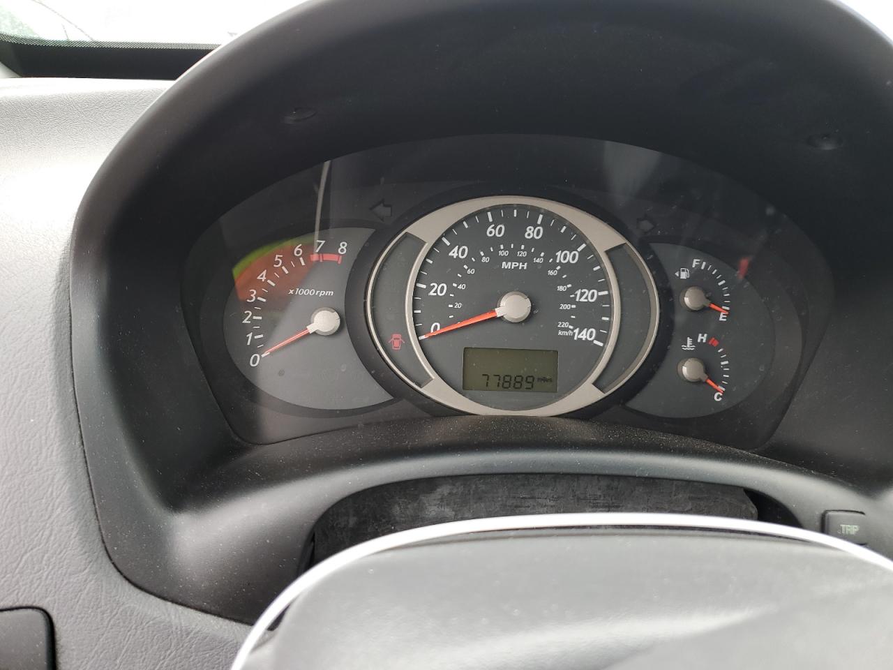 KM8JN72D25U108551 2005 Hyundai Tucson Gls