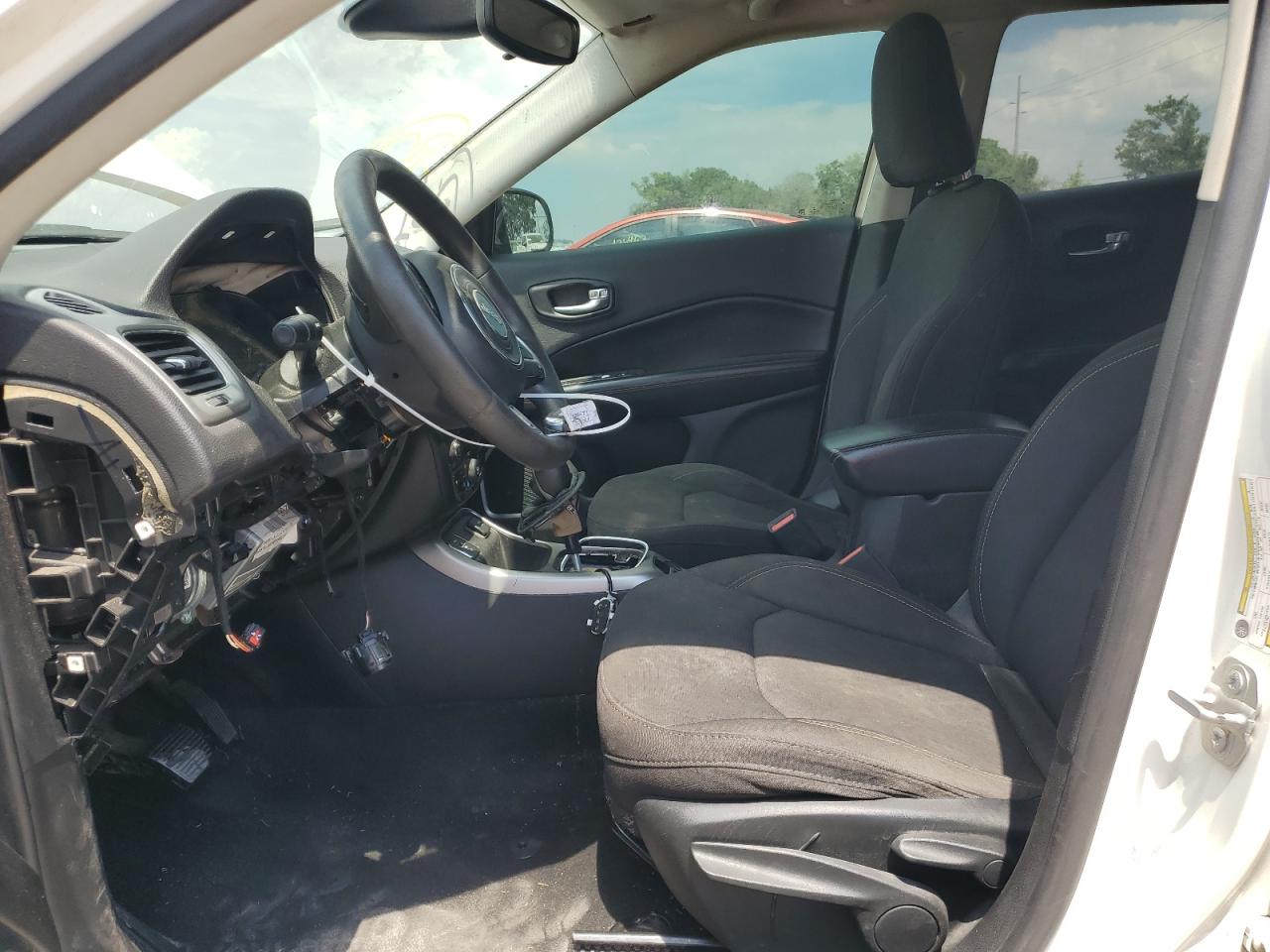 3C4NJCAB2LT151255 2020 Jeep Compass Sport