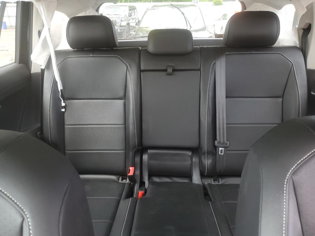 3VV2B7AX0MM117198 2021 Volkswagen Tiguan Se