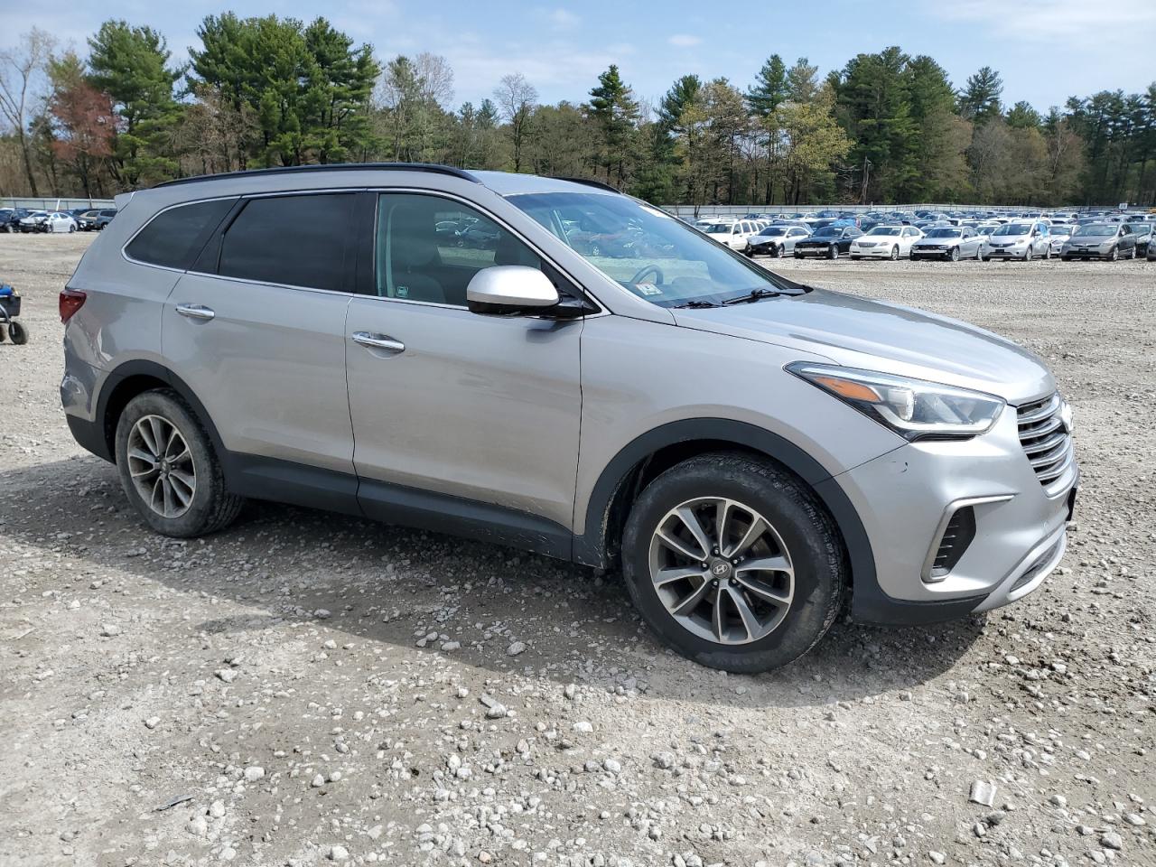 2017 Hyundai Santa Fe Se vin: KM8SMDHF2HU165903