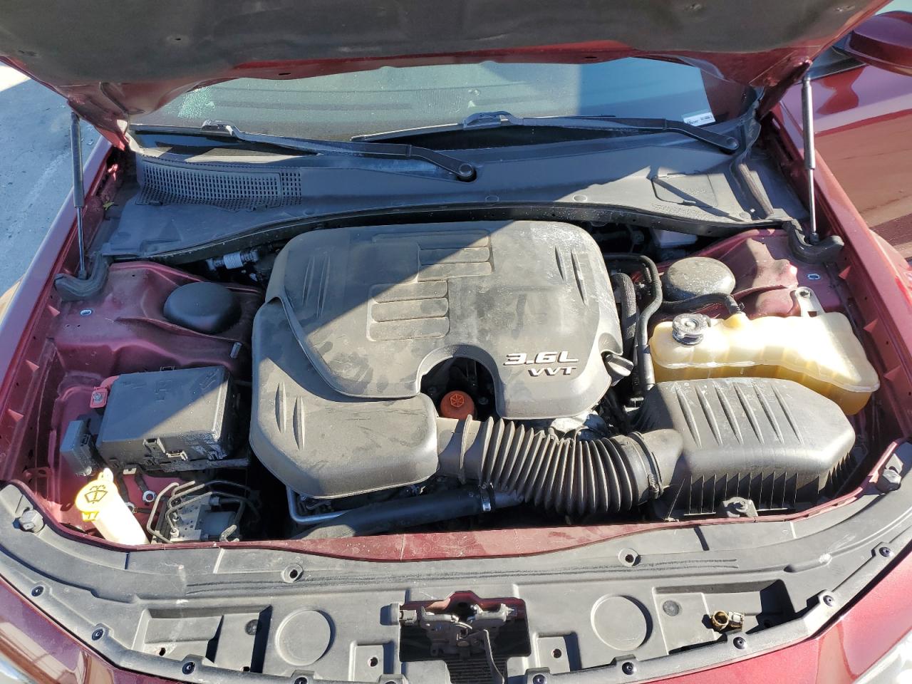 2C3CCAGG6JH268646 2018 Chrysler 300 S