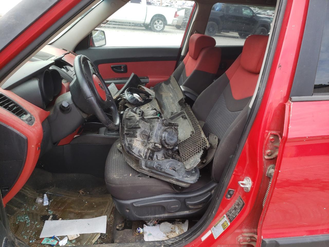 KNDJT2A2XA7066667 2010 Kia Soul +