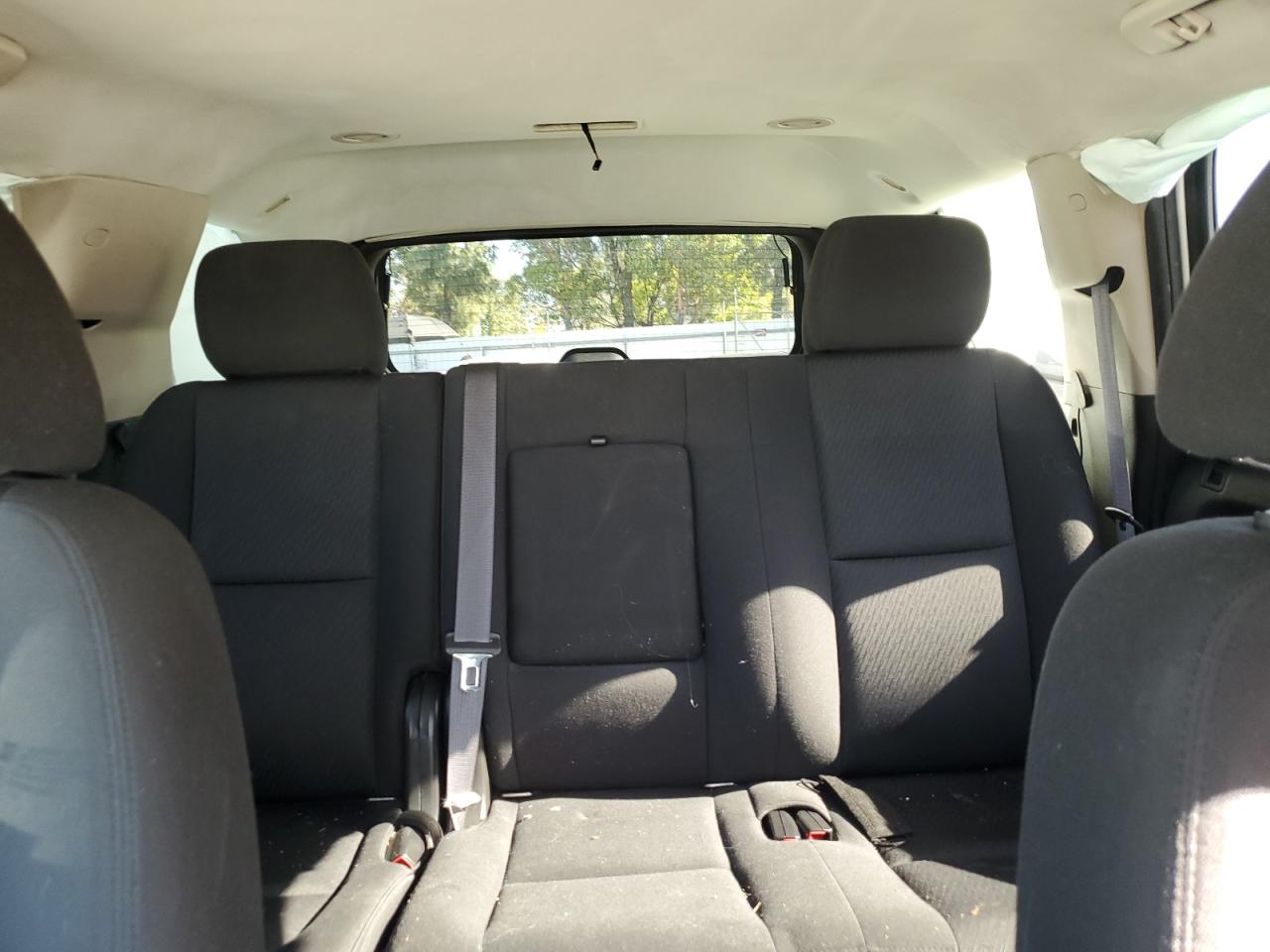 1GNSCAE0XBR284984 2011 Chevrolet Tahoe C1500 Ls