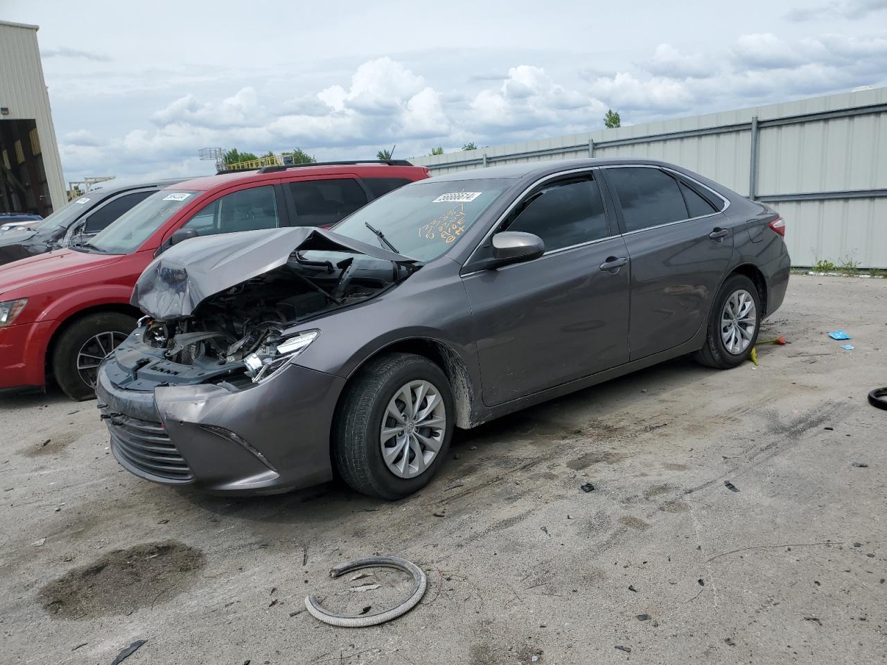 2017 Toyota Camry Le vin: 4T1BF1FK1HU650428