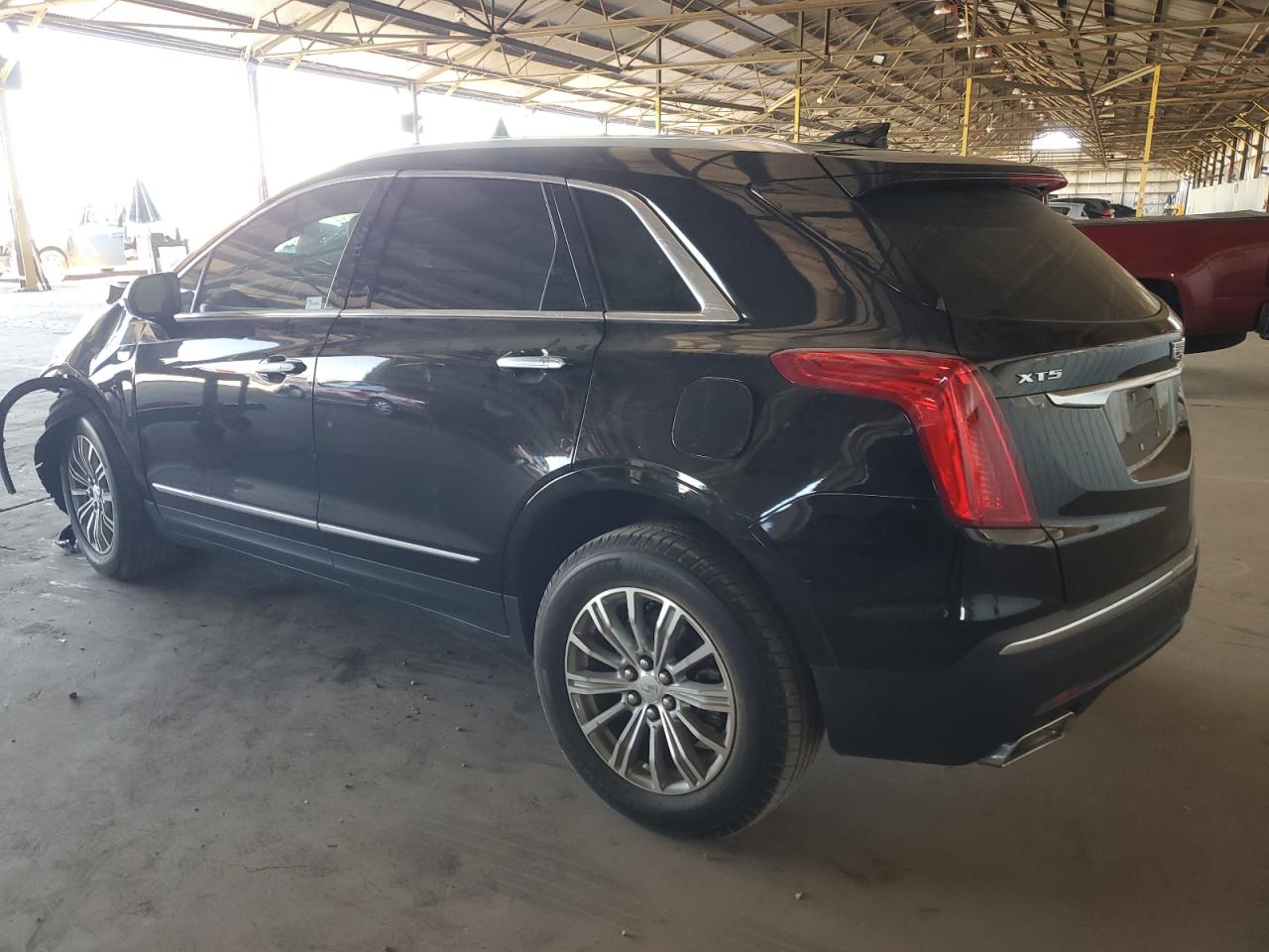 1GYKNBRS1HZ173974 2017 Cadillac Xt5 Luxury