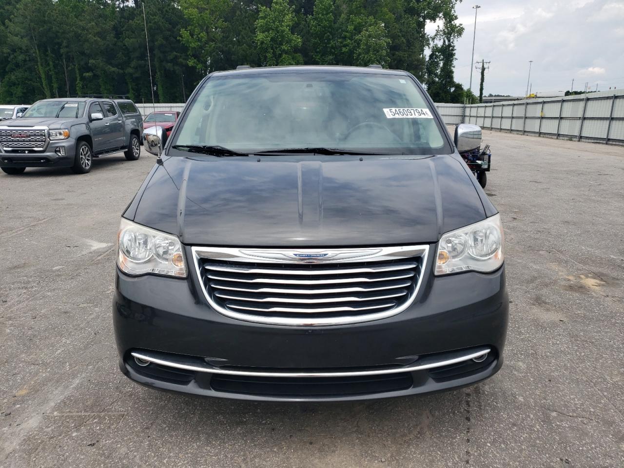 2A4RR8DG5BR716639 2011 Chrysler Town & Country Touring L