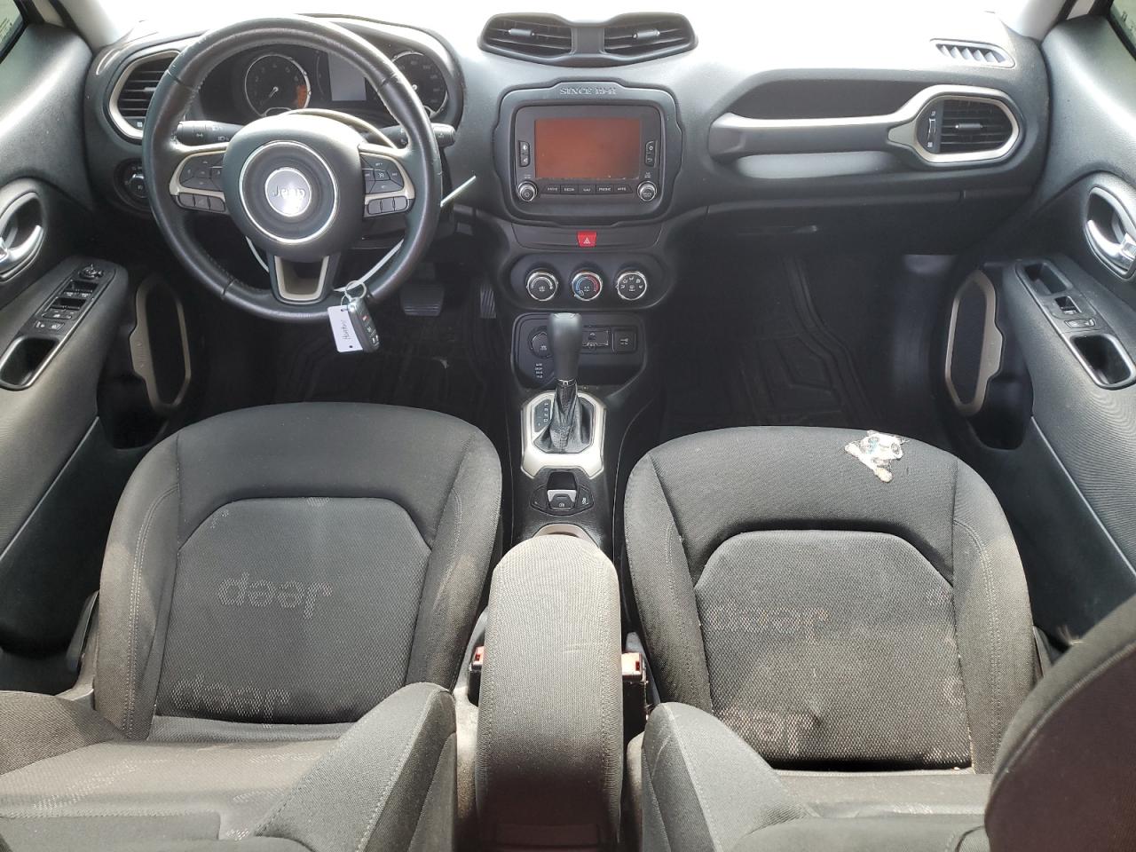 ZACCJBBT2GPE25592 2016 Jeep Renegade Latitude