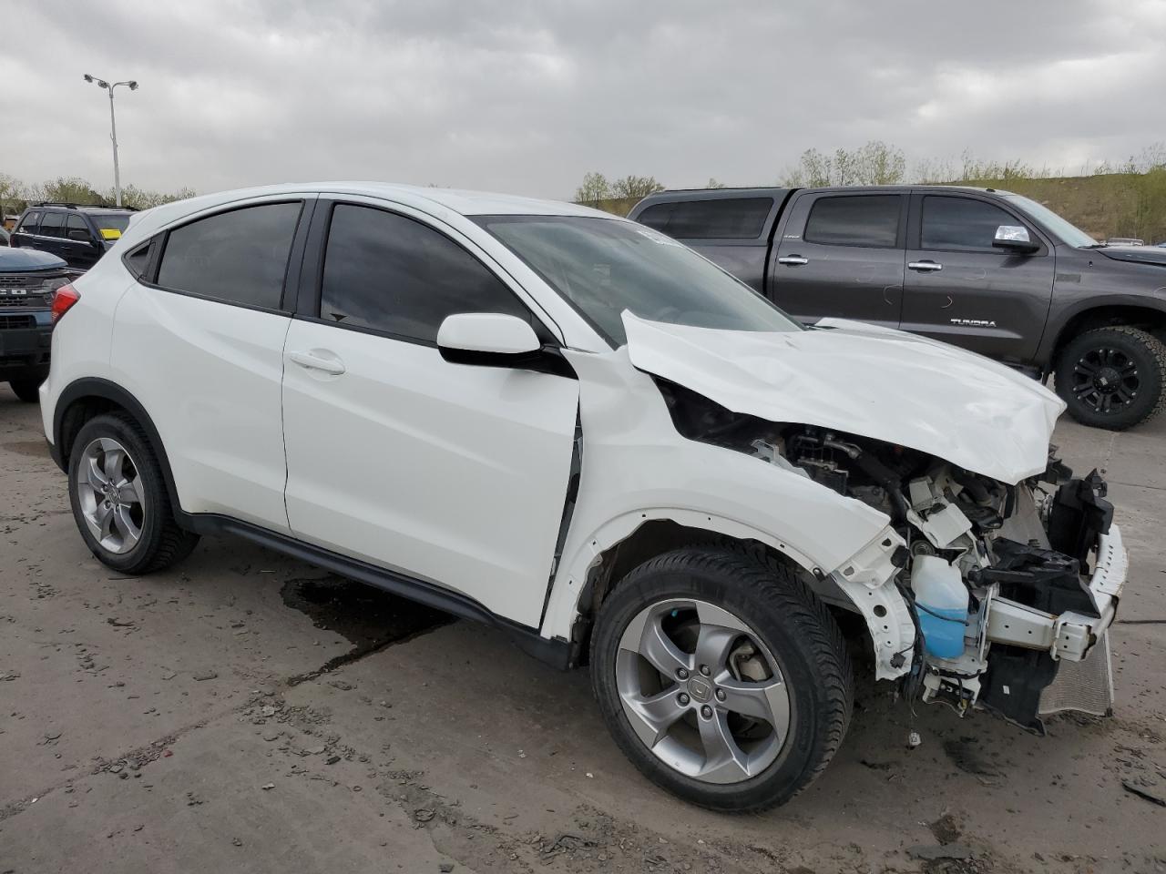 2017 Honda Hr-V Lx vin: 3CZRU6H3XHM729820