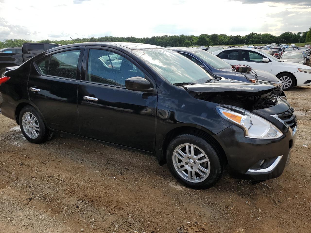 2016 Nissan Versa S vin: 3N1CN7AP7GL881542