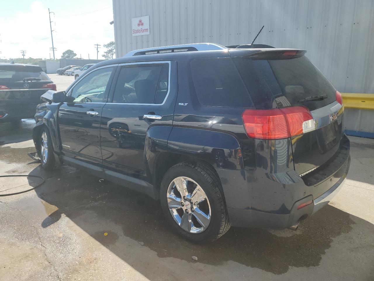 2GKFLTE32F6157202 2015 GMC Terrain Slt