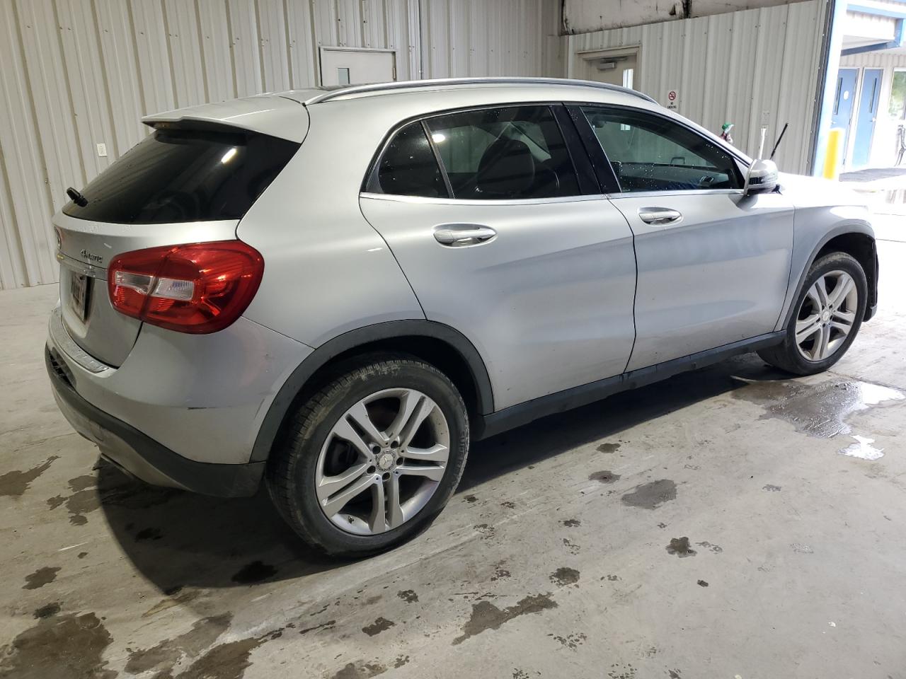 WDCTG4GB3GJ201879 2016 Mercedes-Benz Gla 250 4Matic