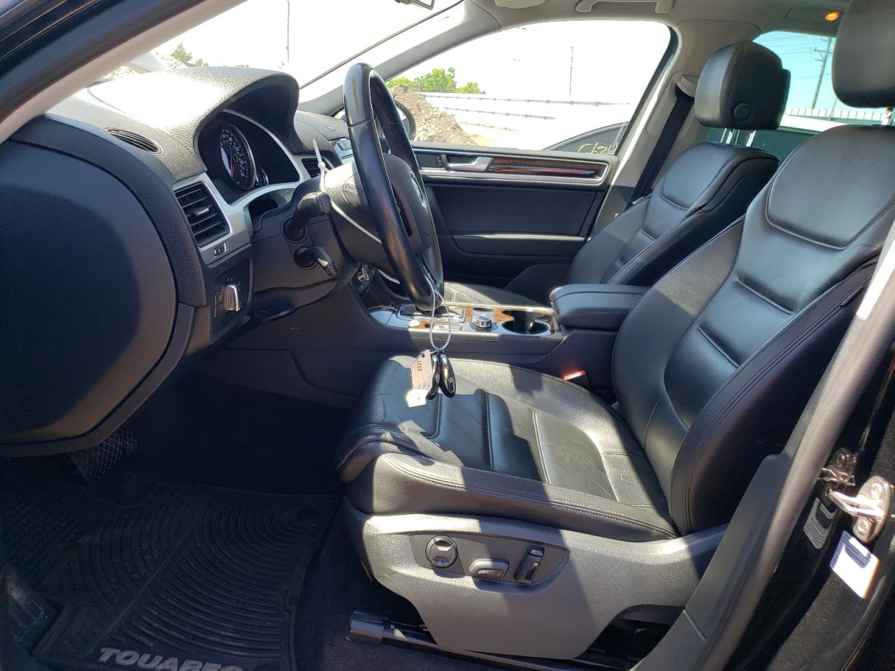 WVGEF9BP5ED010683 2014 Volkswagen Touareg V6