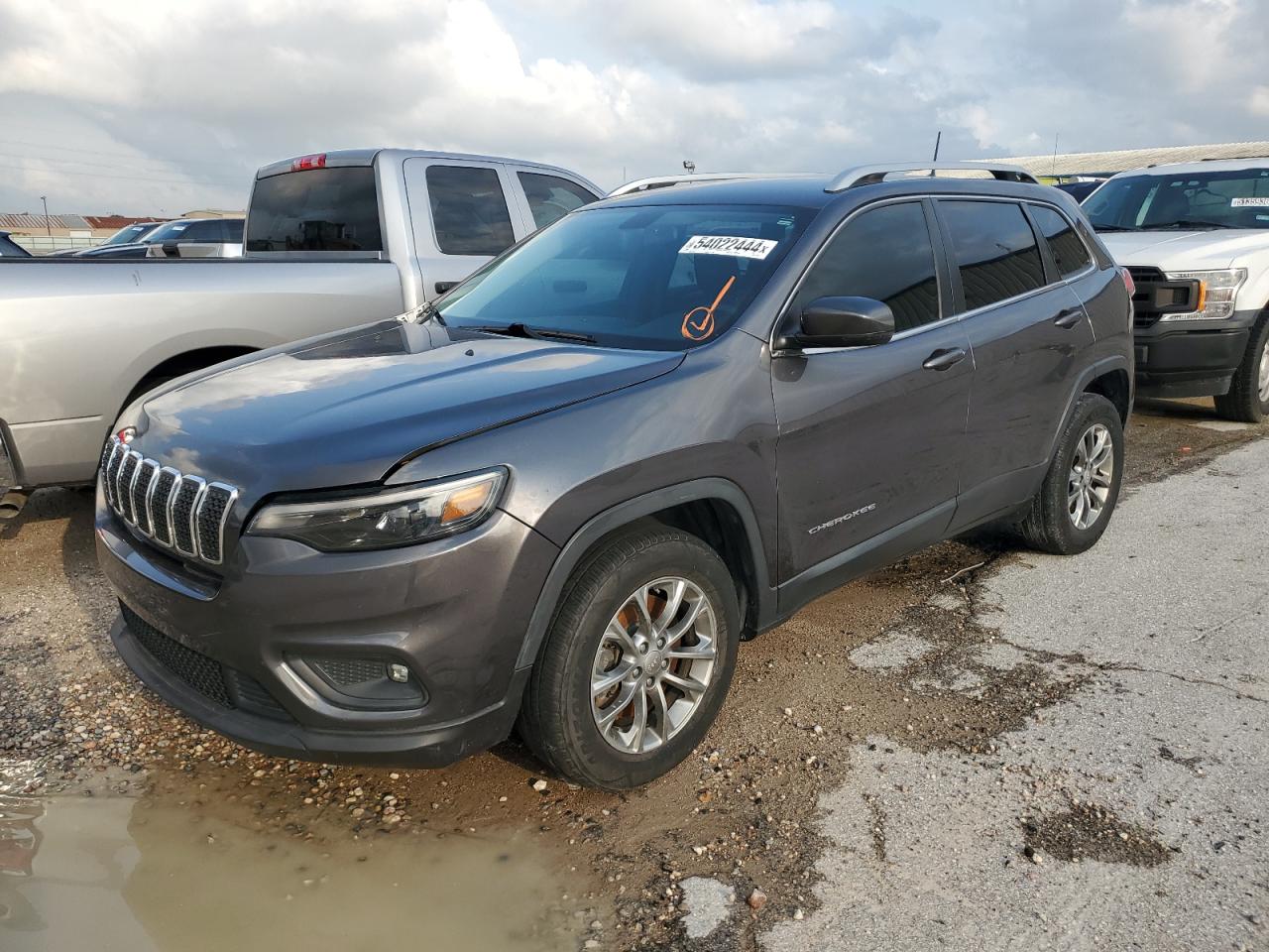 1C4PJLLB0KD348113 2019 Jeep Cherokee Latitude Plus