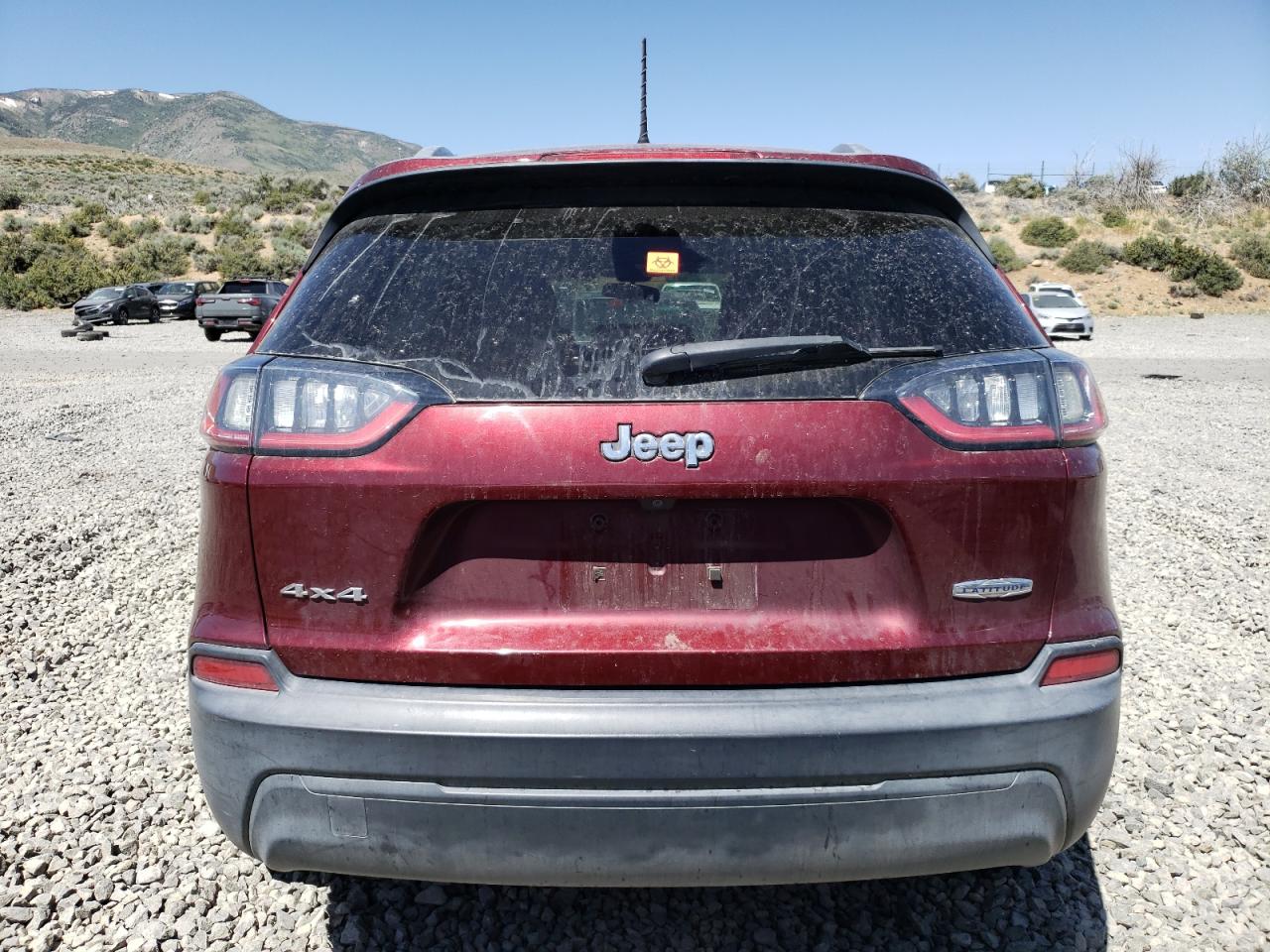 1C4PJMCB3KD158957 2019 Jeep Cherokee Latitude